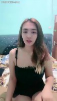 Bokep Indo Evelyn Host Cantik Mulus Spill Uting