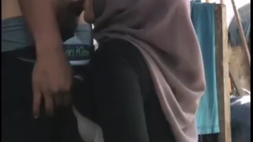 Bokep Indo Nonton Video Ngentot Siang Hari Kegeraahan